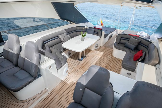 Princess V65 | Creta