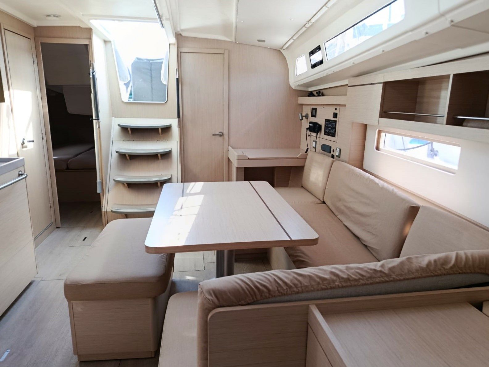 Beneteau Oceanis 40.1 | Vaea