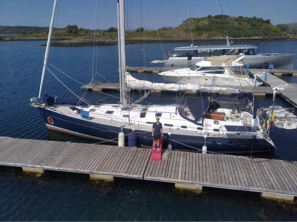 Beneteau Oceanis 523 | Big Blue of Lorn