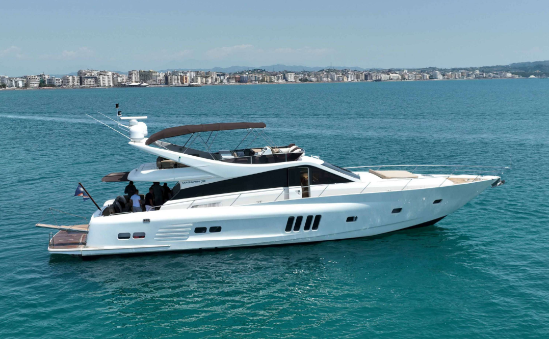 Mazarin 72 | Mazarin