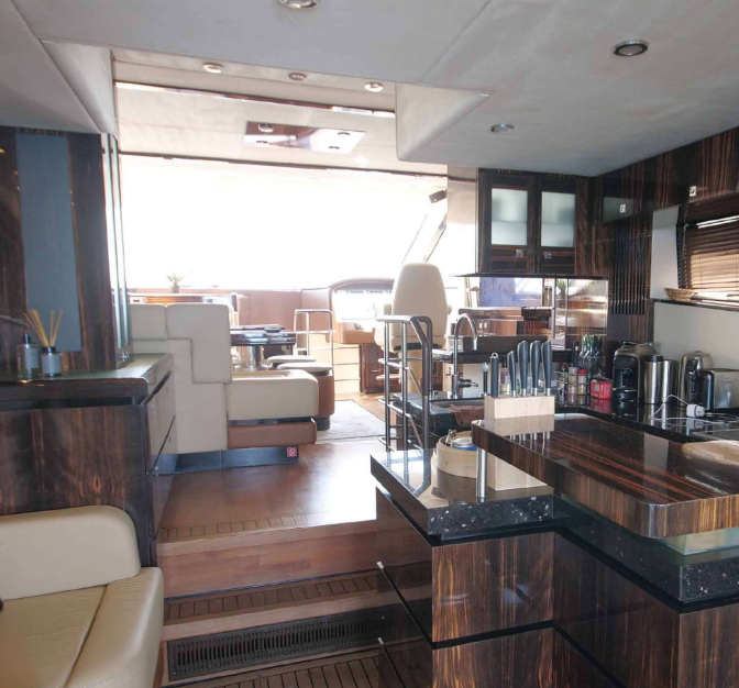 Mazarin 72 | Mazarin