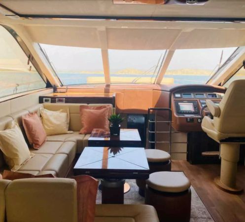 Mazarin 72 | Mazarin