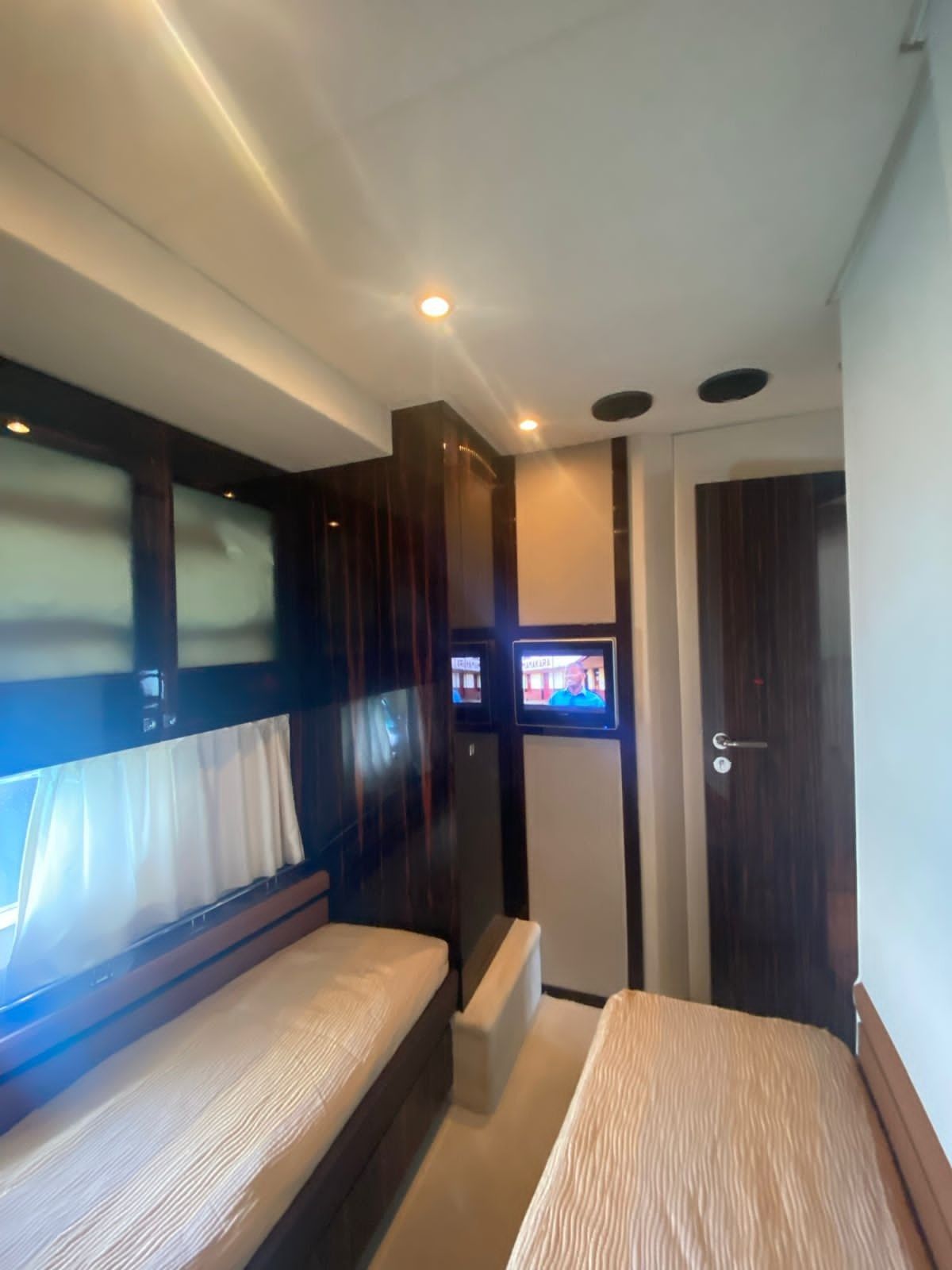 Mazarin 72 | Mazarin