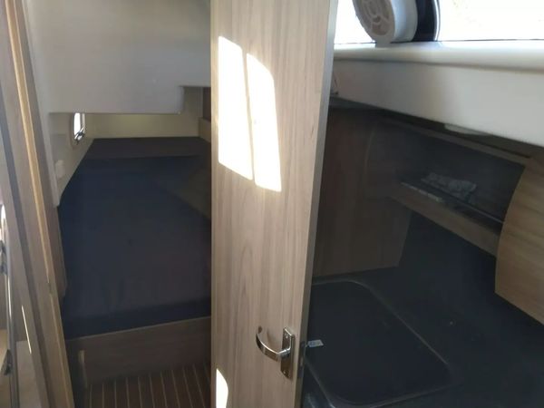 Antila 27 | Black Lady