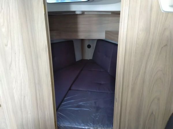 Antila 27 | Black Lady