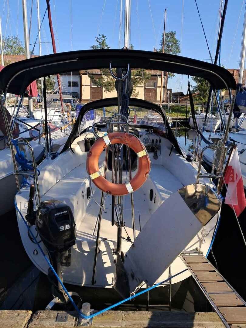 Antila 27 | Black Lady