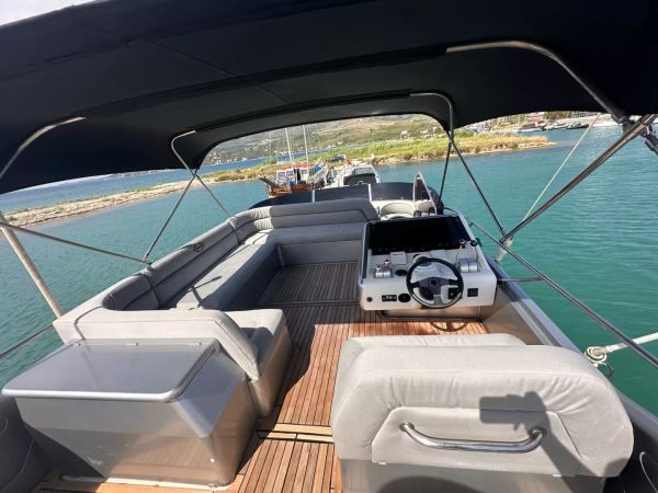 Sunseeker 58 | Shine 8