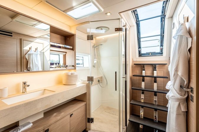 Lagoon 60 | Sunny Dream