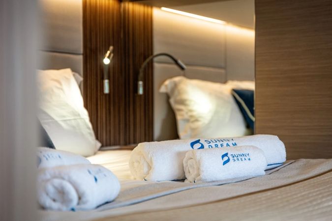 Lagoon 60 | Sunny Dream