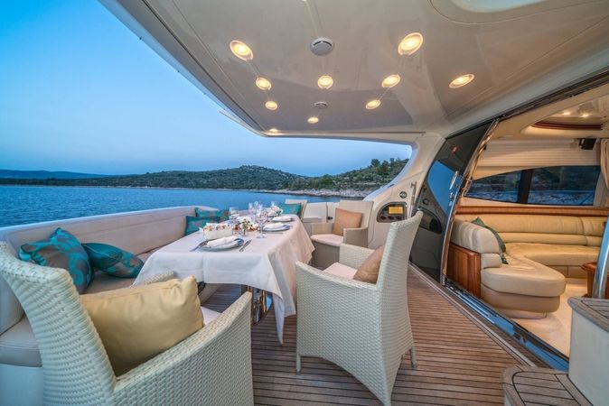 Azimut 68 | Sea La Vie
