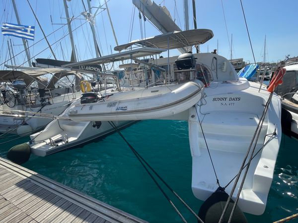 Lagoon 380 S2 | Sunny Days