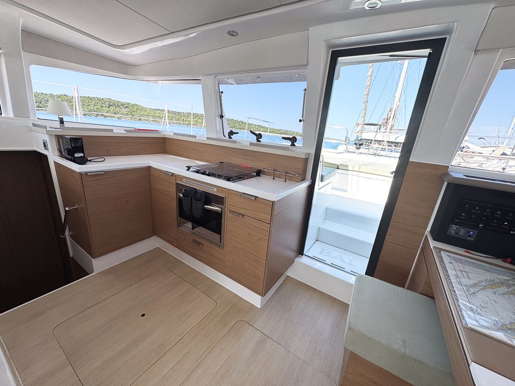 Bali 4.2 | Zinfandel