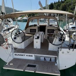 Jeanneau Sun Odyssey 410 | Sunset Kiss