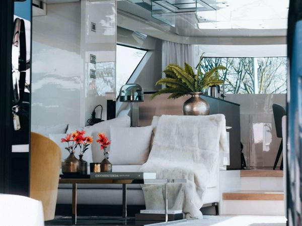 Sanlorenzo SX76 | Globito de Mar