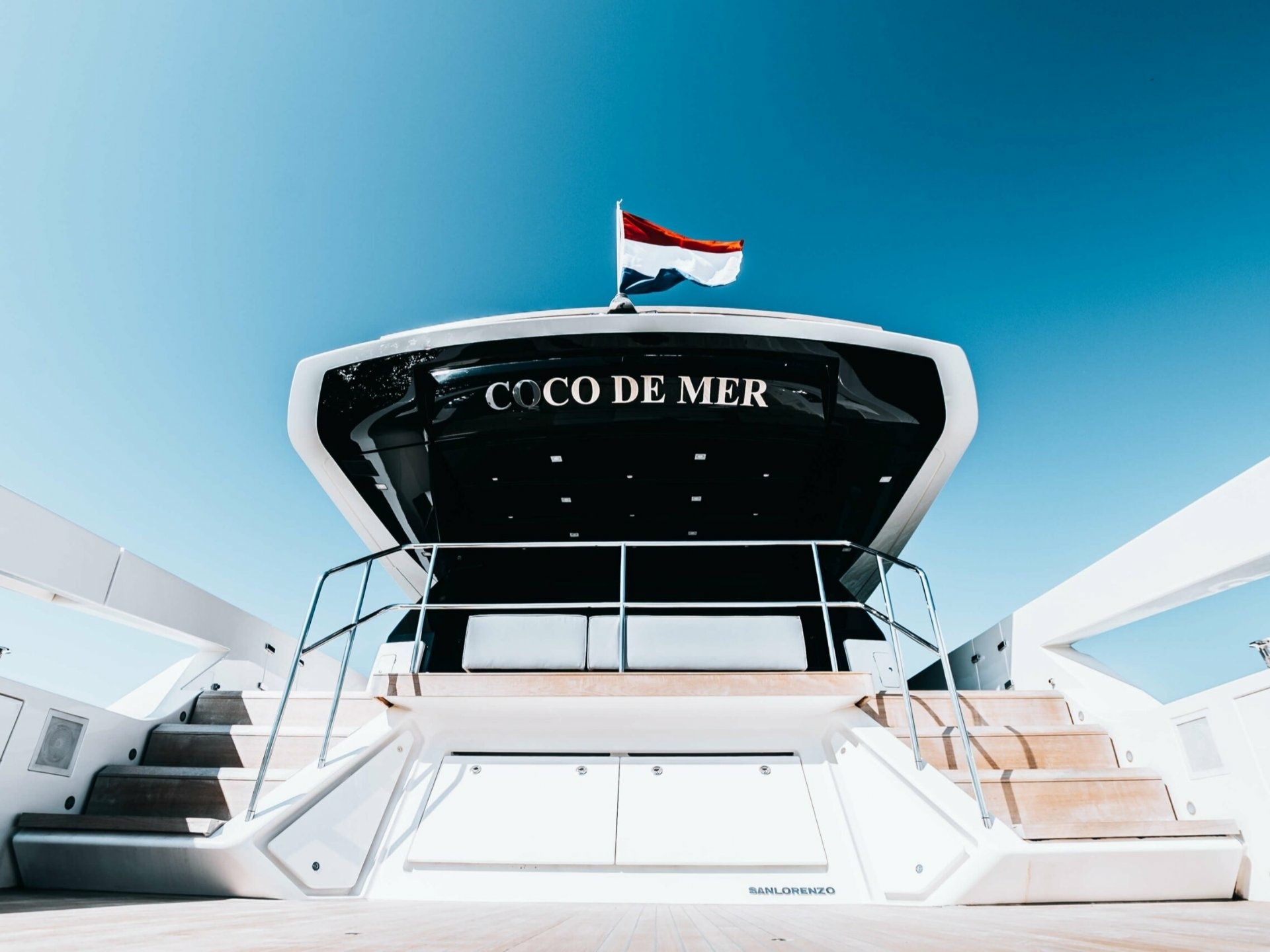 Sanlorenzo SX76 | Globito de Mar