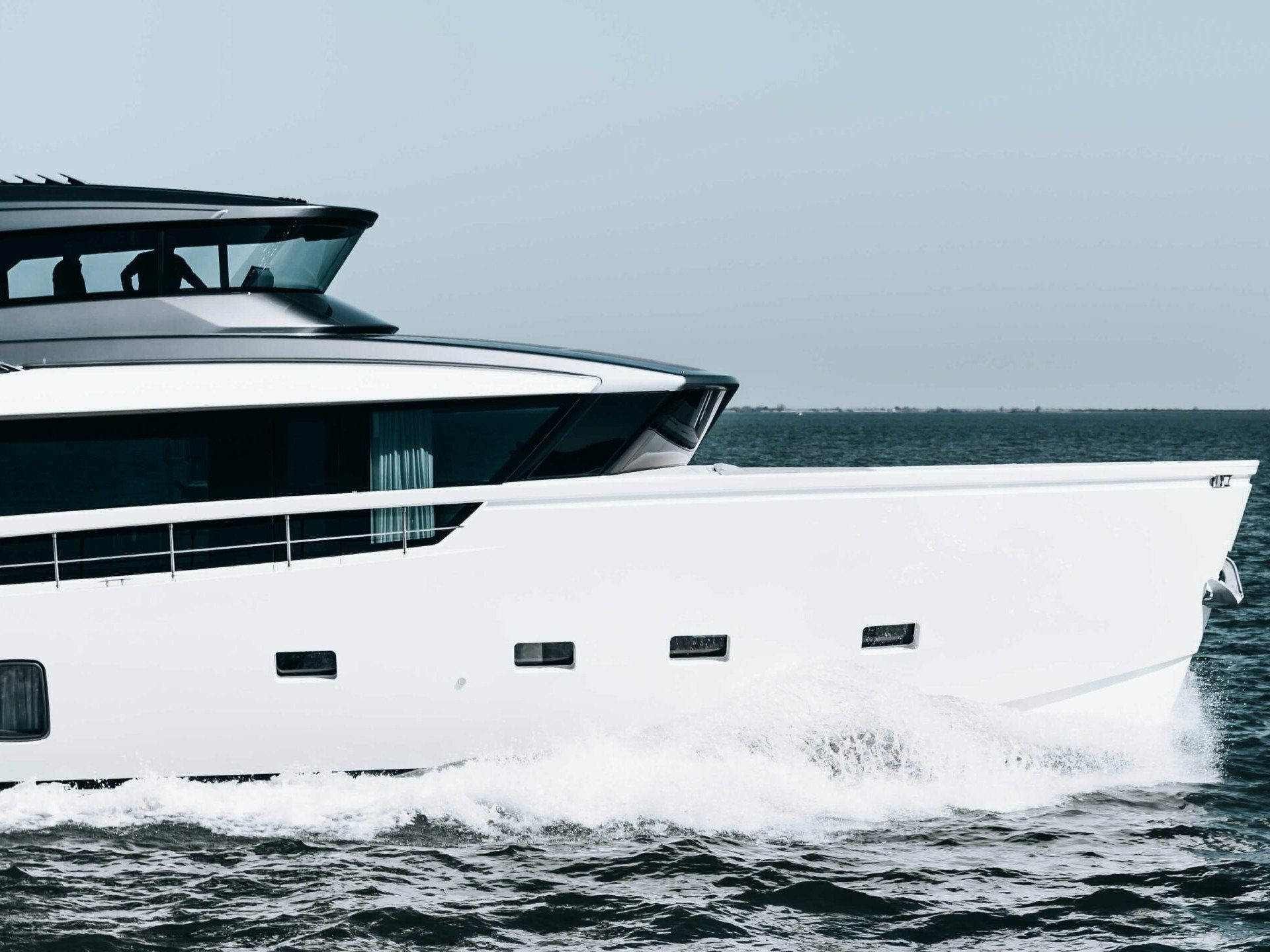 Sanlorenzo SX76 | Globito de Mar