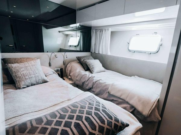 Sanlorenzo SX76 | Globito de Mar