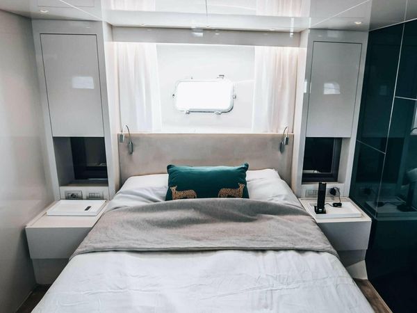 Sanlorenzo SX76 | Globito de Mar