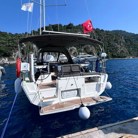 Dufour 37 | Momo