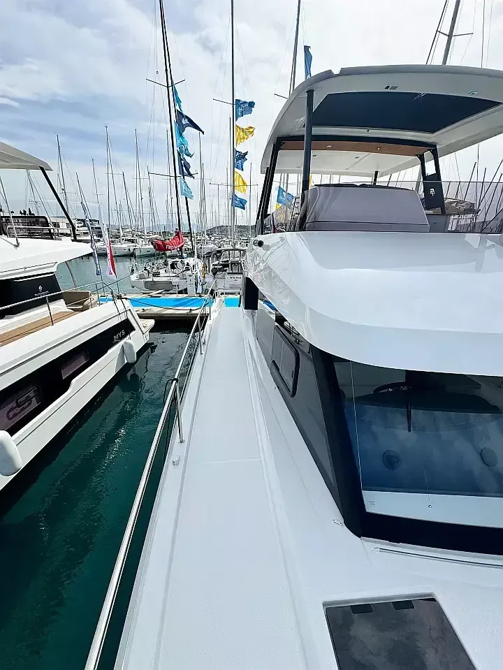 Fountaine Pajot MY 5 | Arigato