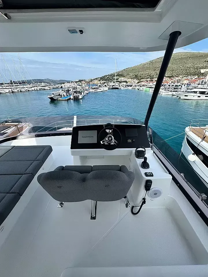 Fountaine Pajot MY 5 | Arigato