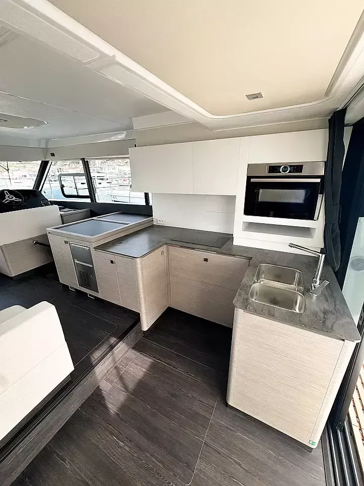 Fountaine Pajot MY 5 | Arigato