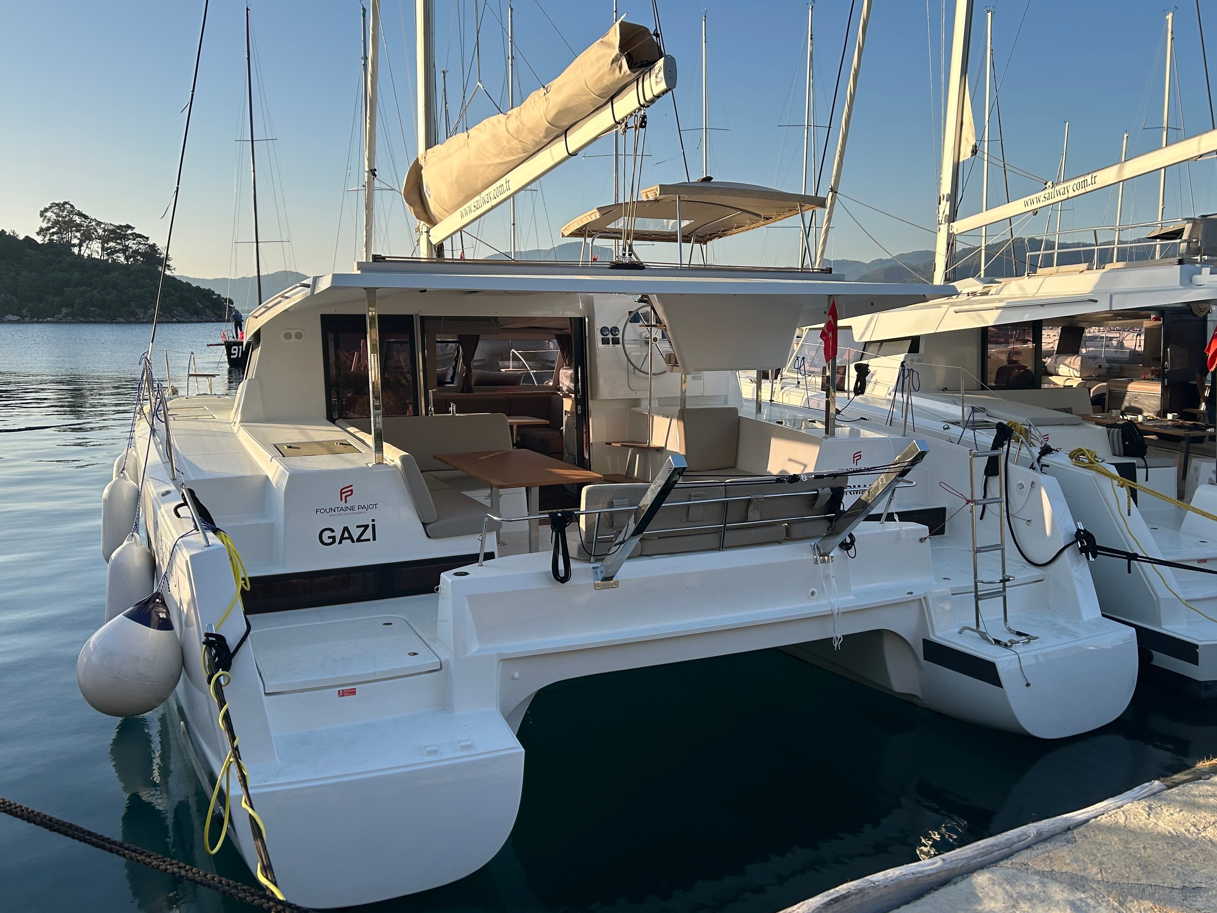 Fountaine Pajot Isla 40 | Gazi