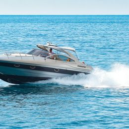 Pershing 37 | Mavi