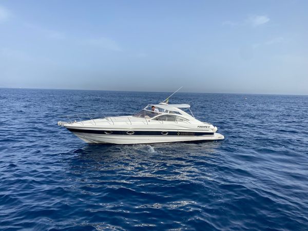 Pershing 37 | Agone
