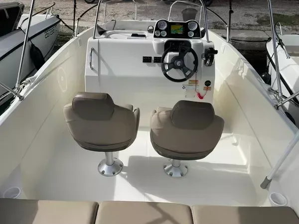 Quicksilver Activ 605 Open | 12