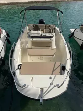 Quicksilver Activ 605 Open | 12