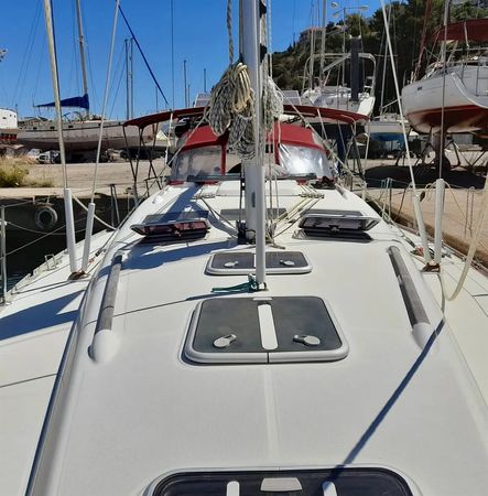 Beneteau Oceanis 393 | Fiji