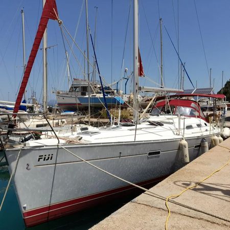 Beneteau Oceanis 393 | Fiji