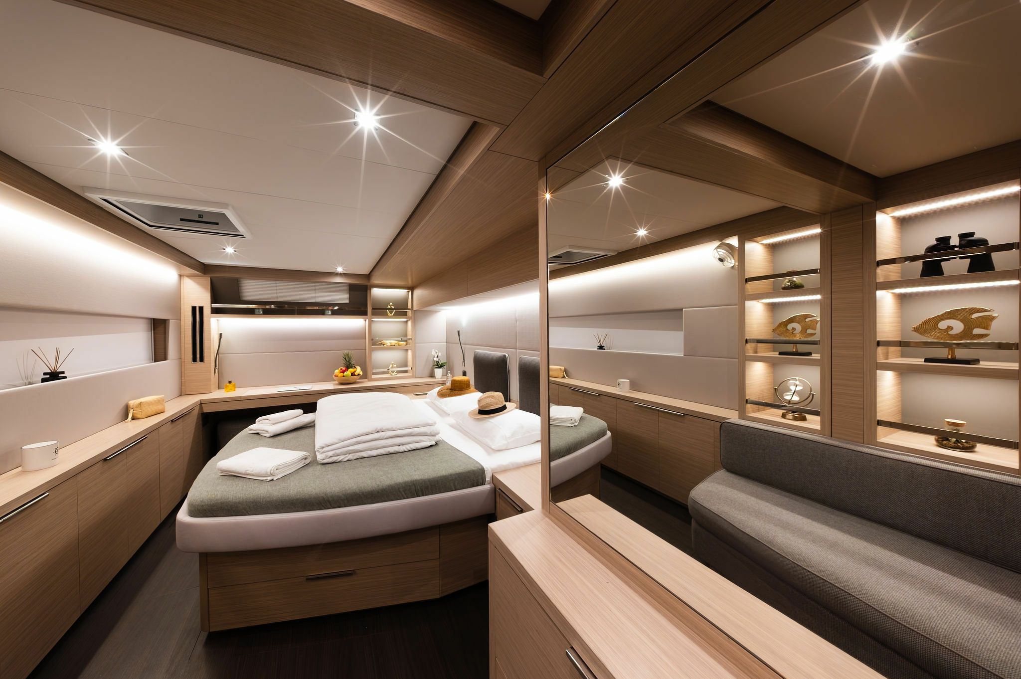 Lagoon 55 | Lady M