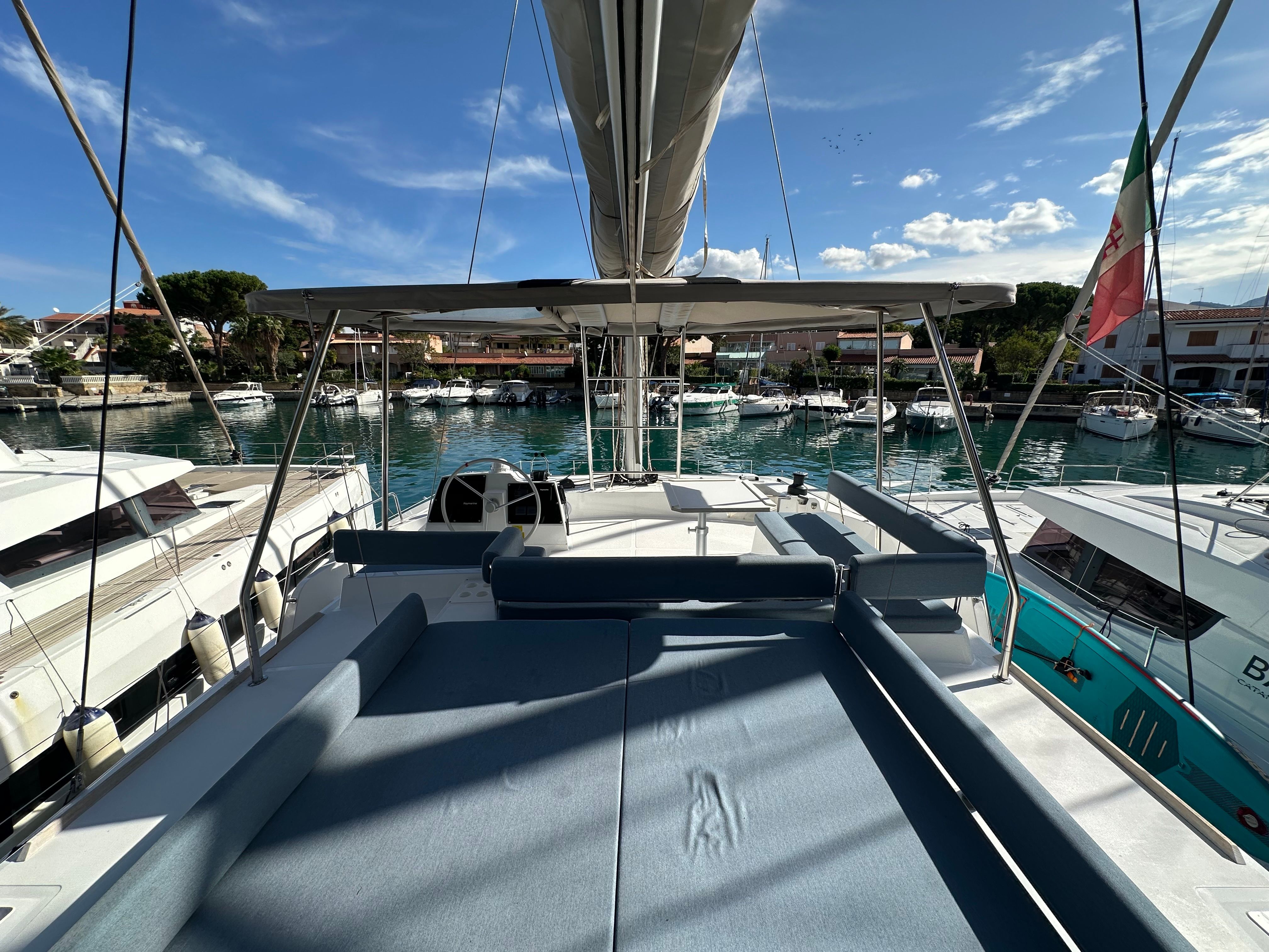 Bali 4.6 | Endeavour