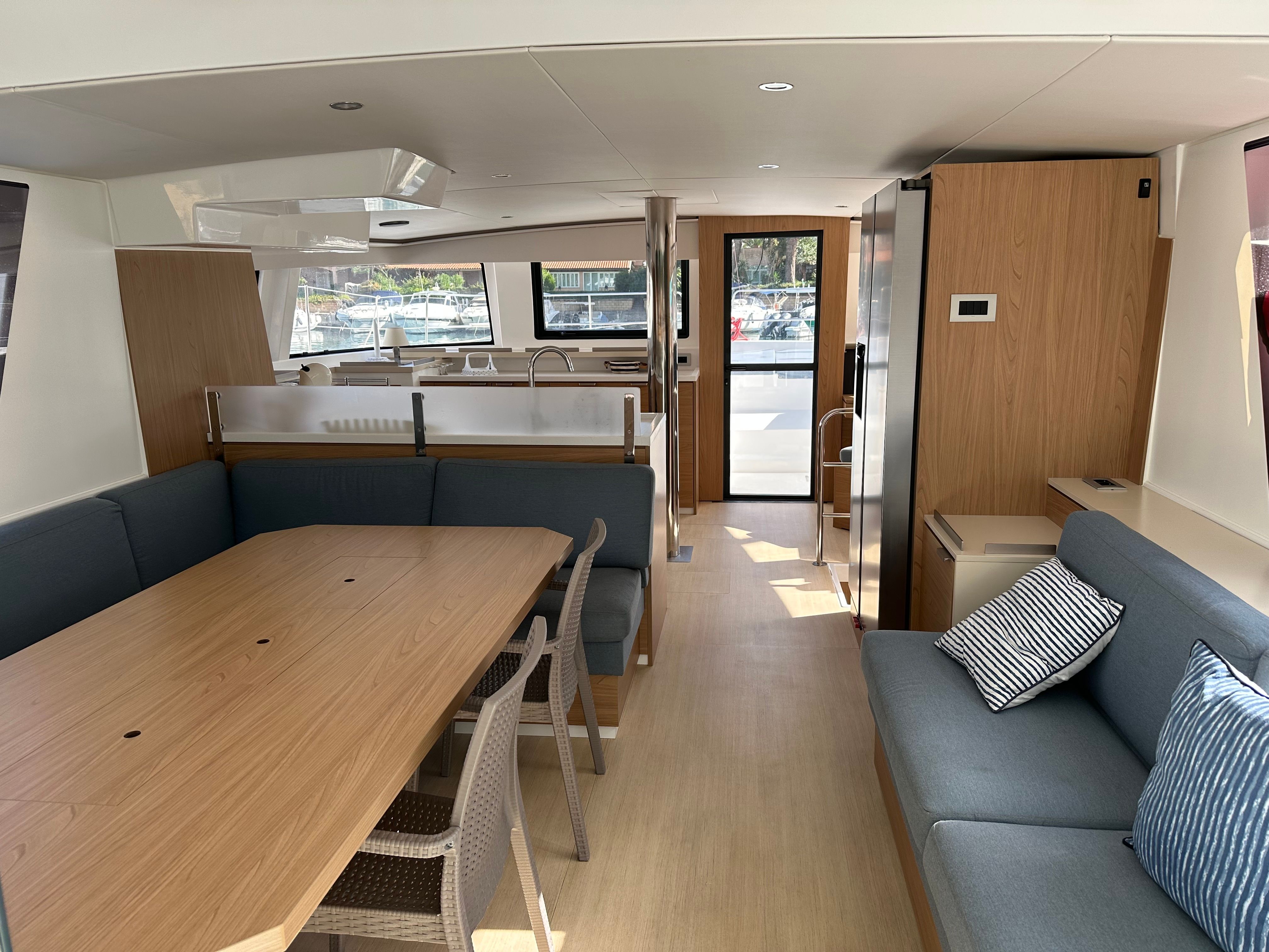 Bali 4.6 | Endeavour