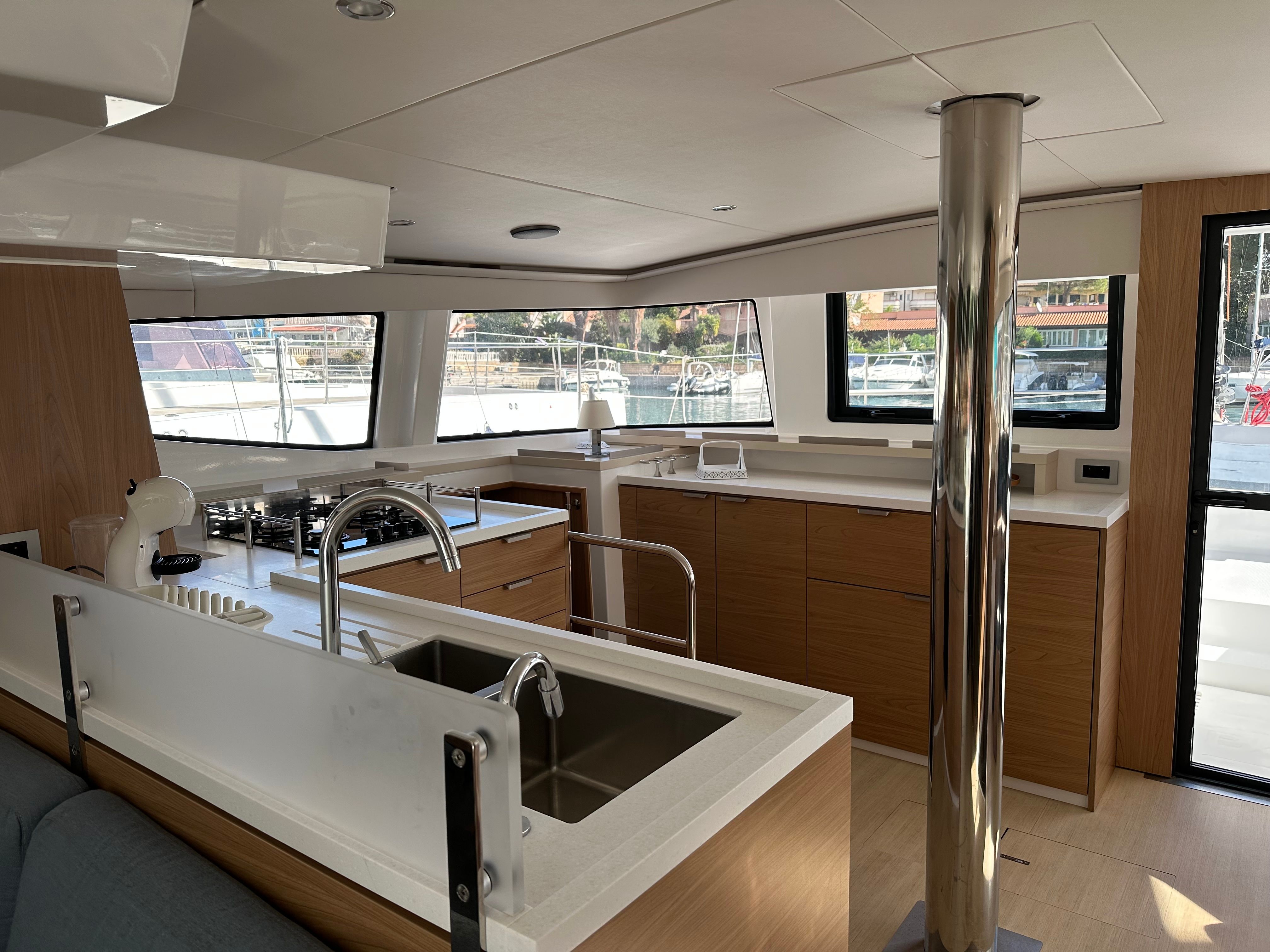 Bali 4.6 | Endeavour