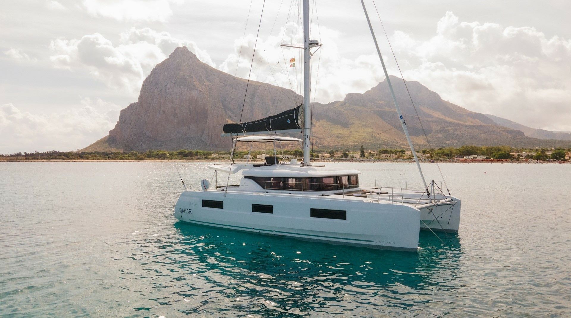 Lagoon 46 | Sabari