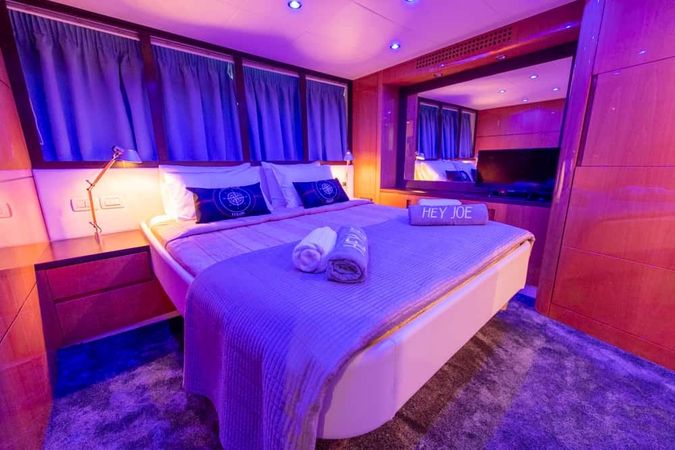 Pershing 56 | Hey Joe