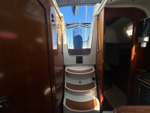 Beneteau Oceanis 323 | Cassiopea