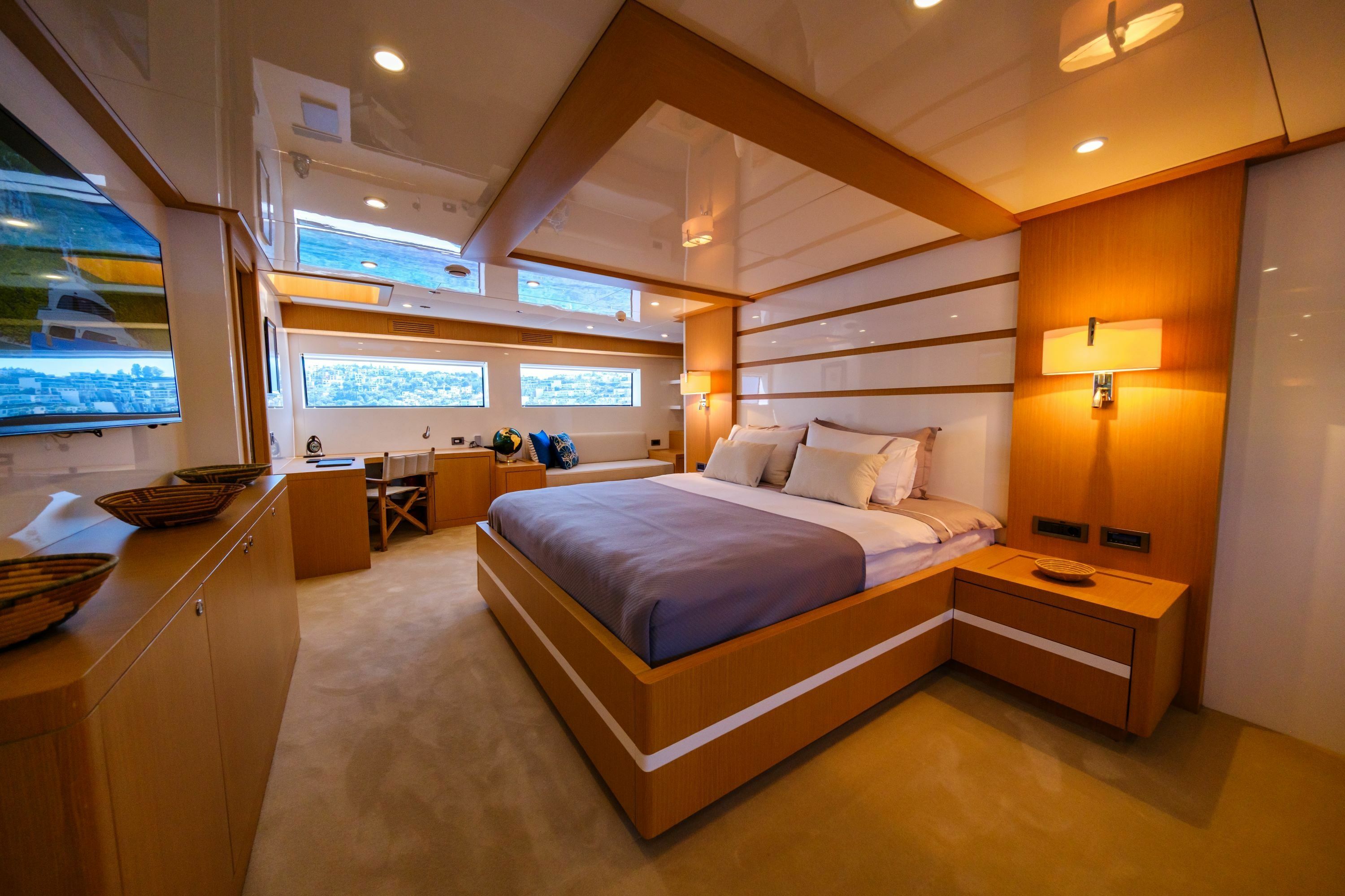 Custom Built 124 | Ottawa 4