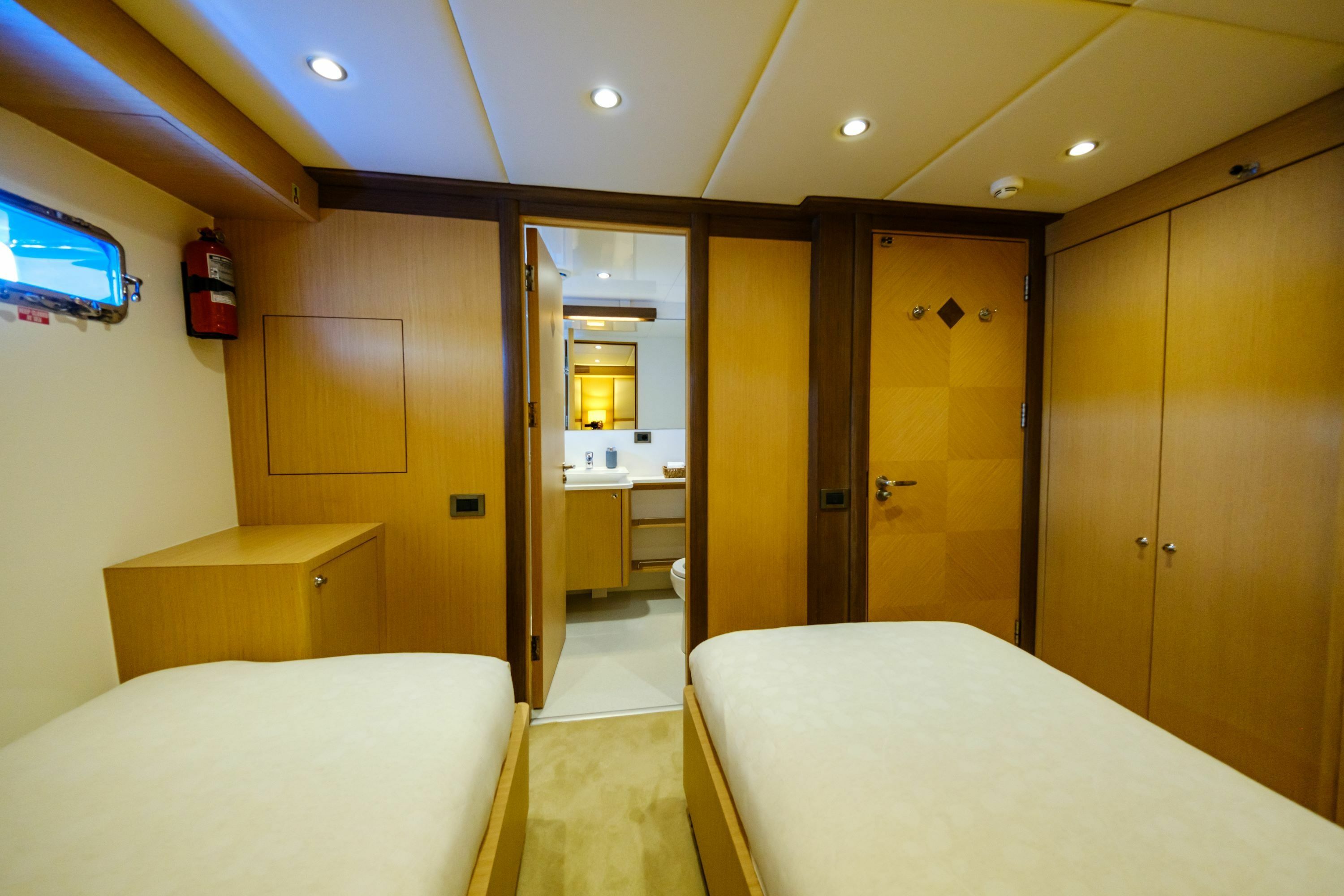 Custom Built 124 | Ottawa 4