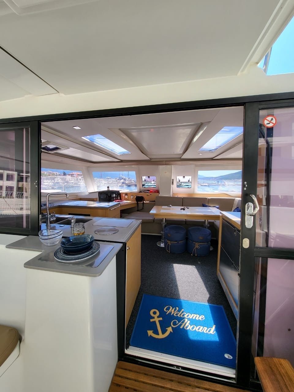 Fountaine Pajot Helia 44 | Bald Eagles
