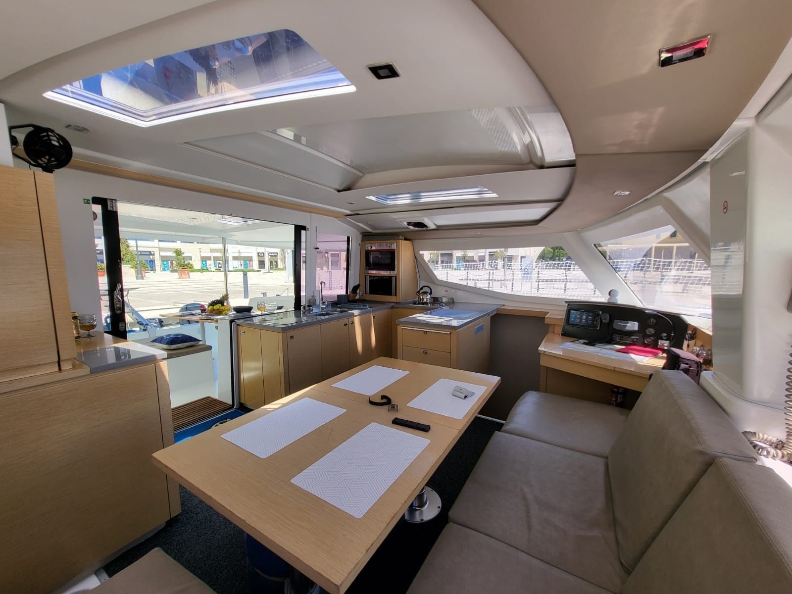Fountaine Pajot Helia 44 | Bald Eagles