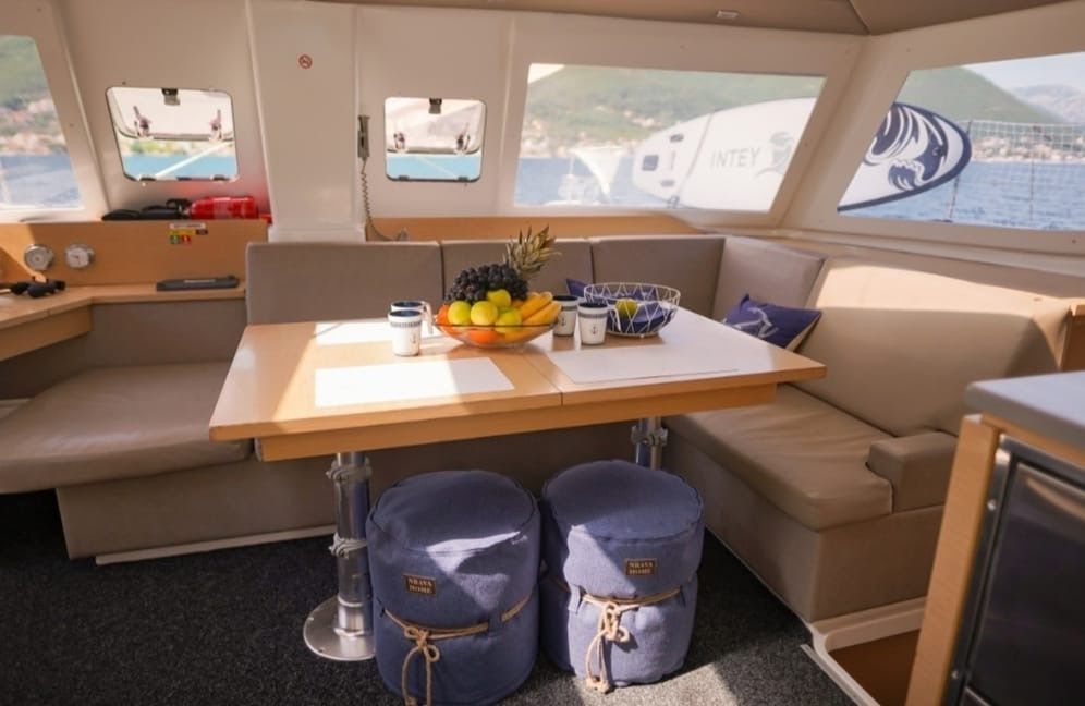 Fountaine Pajot Helia 44 | Bald Eagles