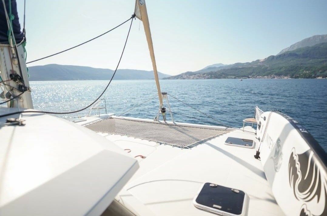 Fountaine Pajot Helia 44 | Bald Eagles