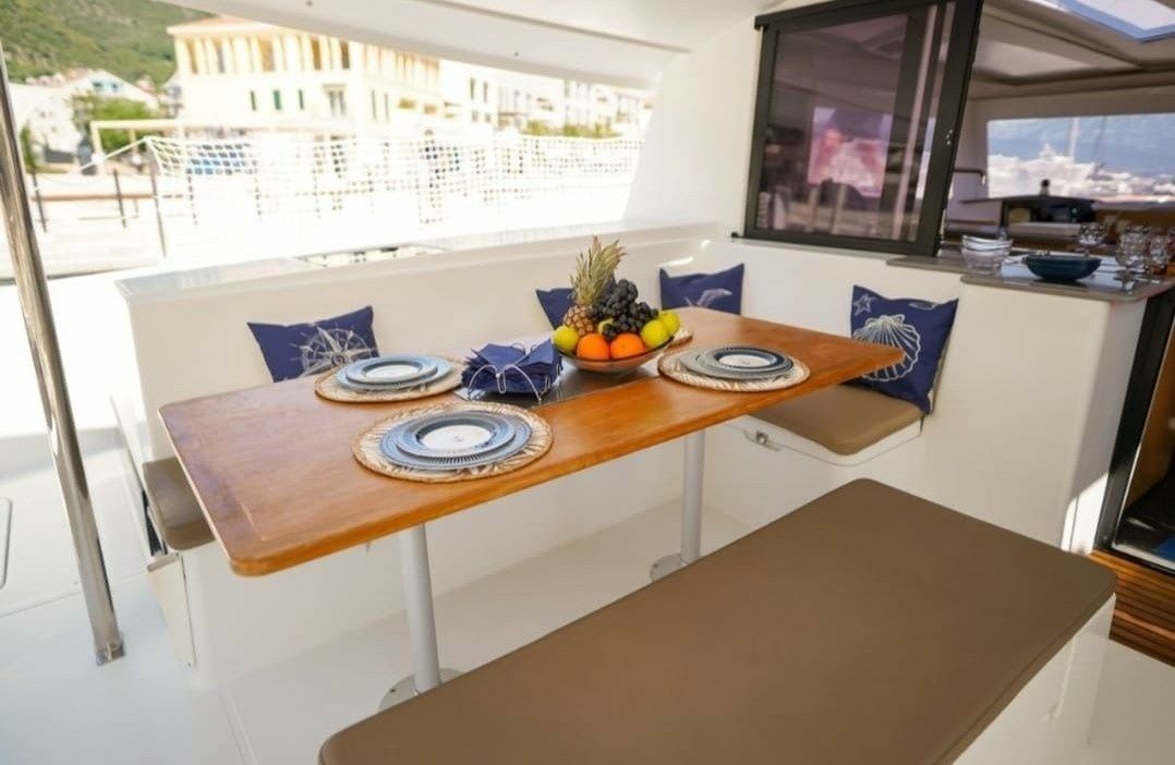 Fountaine Pajot Helia 44 | Bald Eagles