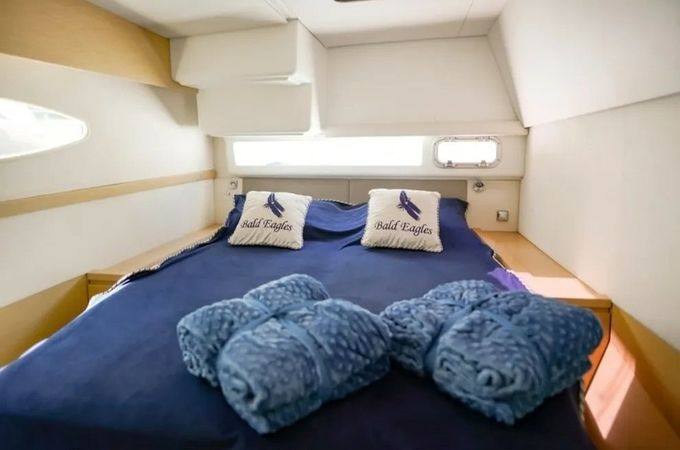 Fountaine Pajot Helia 44 | Bald Eagles