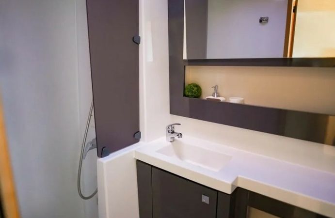 Fountaine Pajot Helia 44 | Bald Eagles