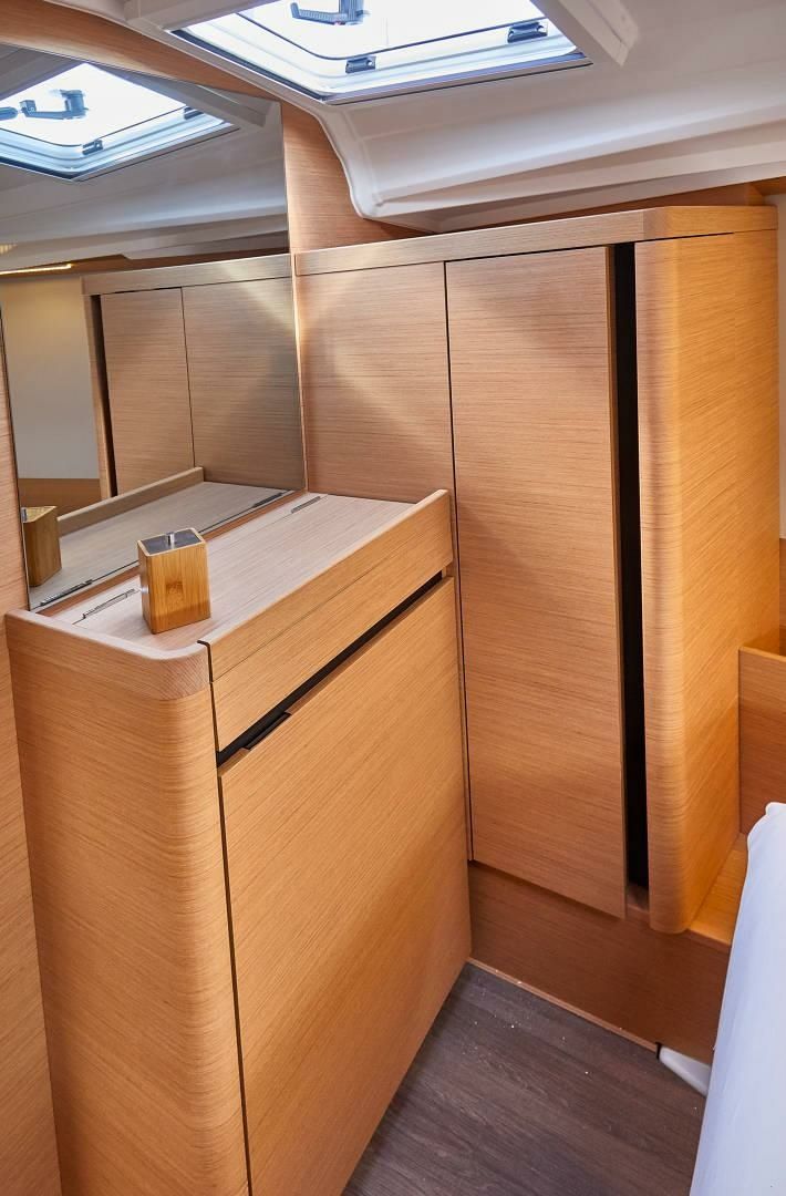 Jeanneau Sun Odyssey 410 | 4Sail